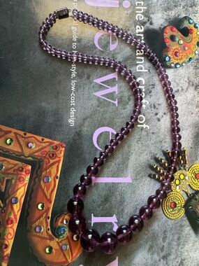 Purple Glass Bead vintage necklace preowned